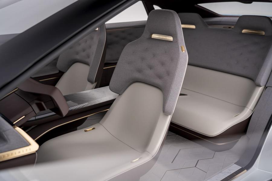 Интерьер Infiniti QX Inspiration 2019 года  (фото 104 из 159)